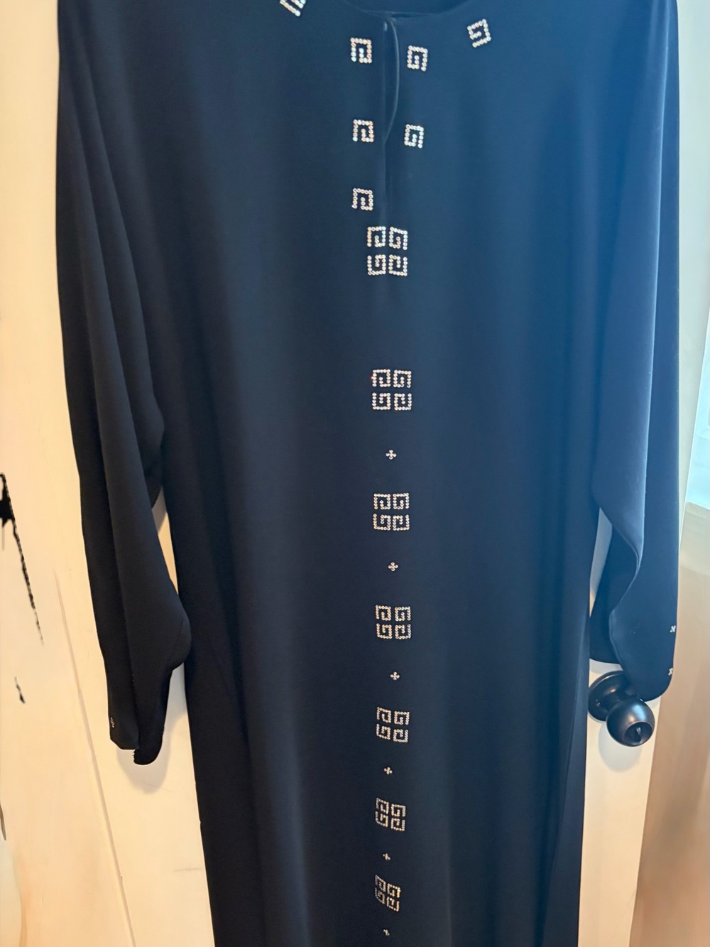 Black Embellished with beautiful stunning stones Long Sleeve maxi abaya